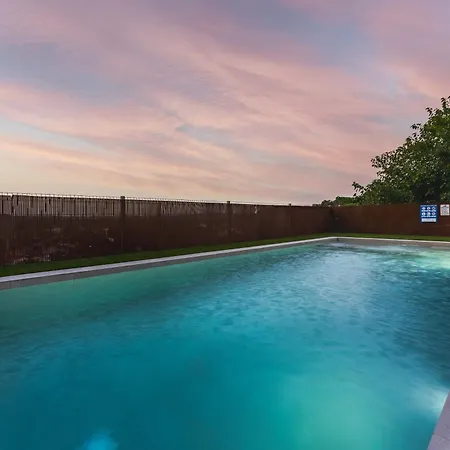 Tatil Evi Piscina & Bbq | Cerca Costa Brava Tordera